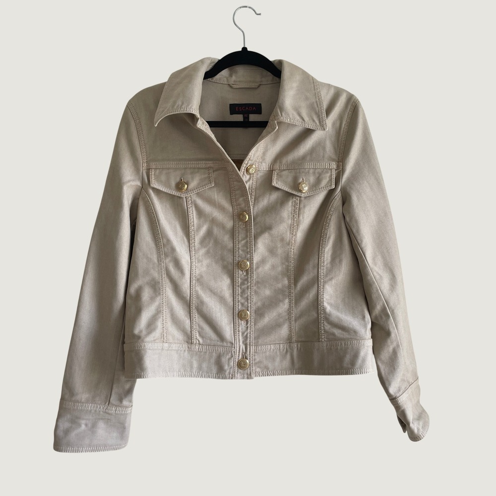 Escada Jacket Women Size 42 US‎ L Beige Gold Logo Button Cropped Designer Blazer
